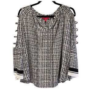 Jennifer Lopez Bell Sleeve Cold Shoulder Blouse‎ Black White Size Large